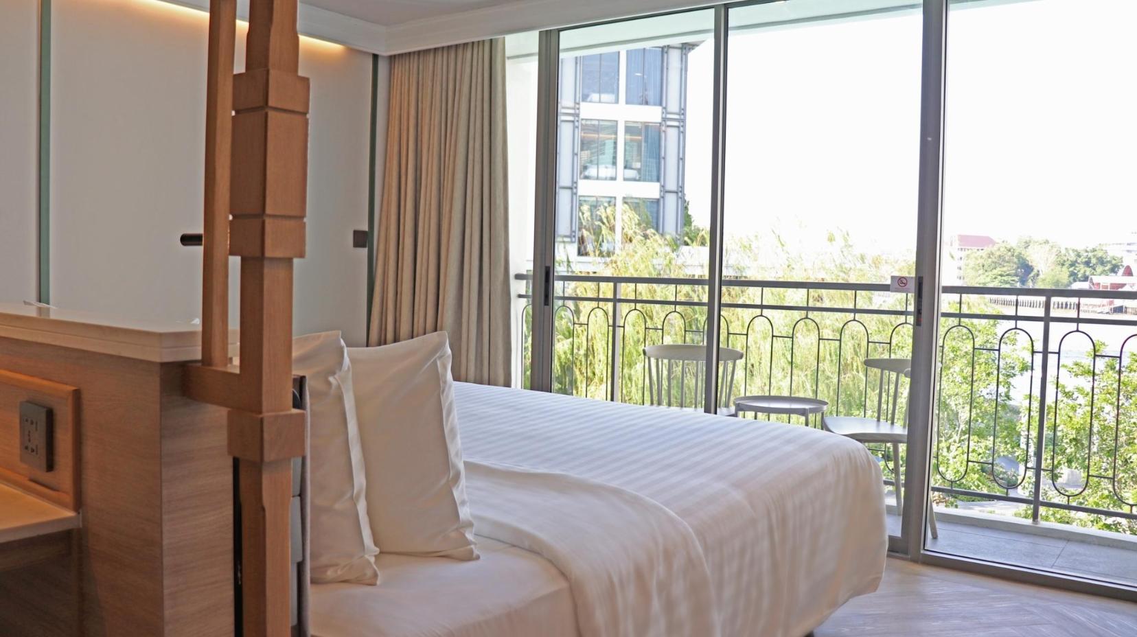 The Quarter Chaophraya by UHG Hotel Logo